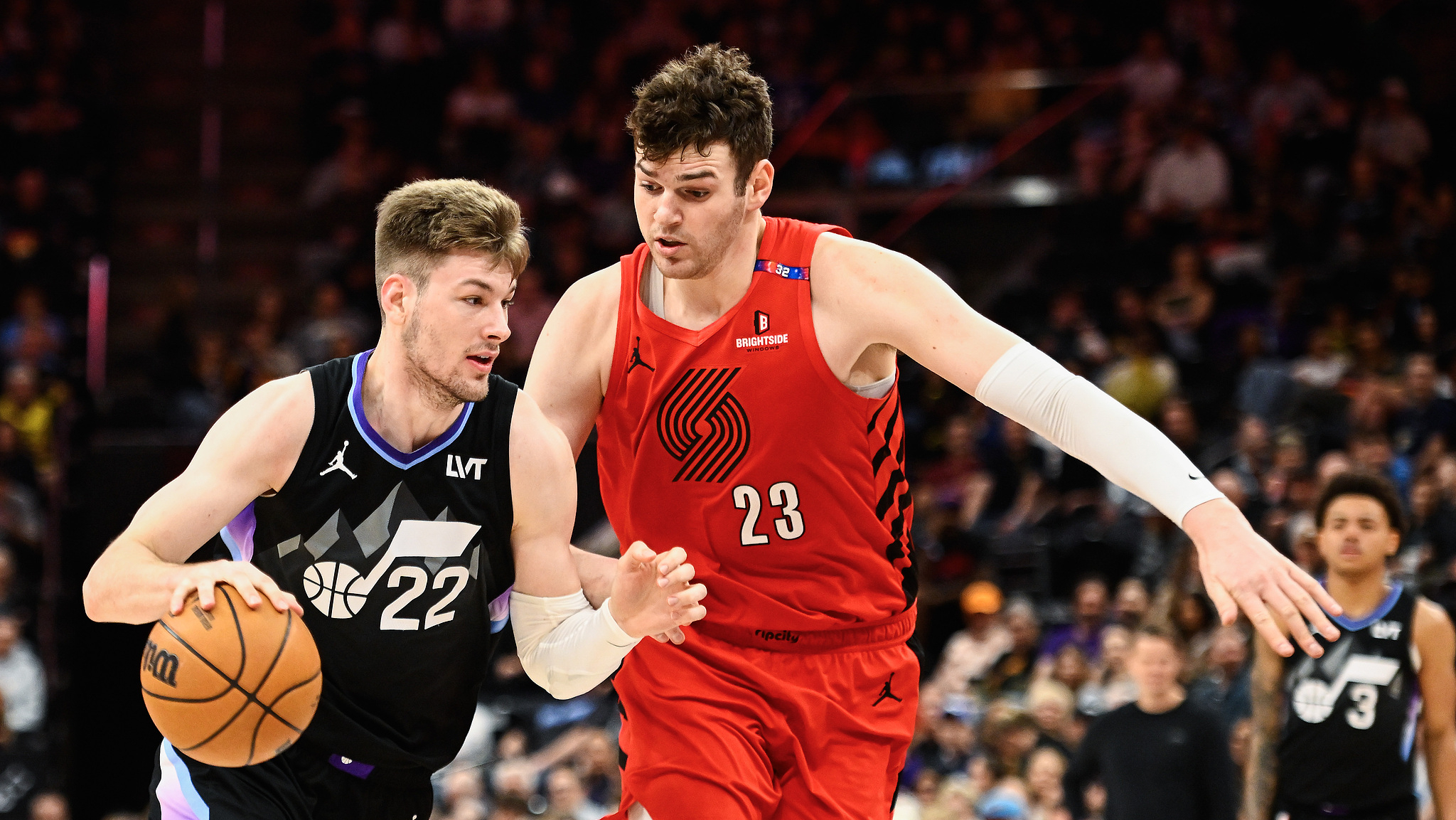 包含开拓者队员合力突围,冲击季后赛资格,卫冕冠军坚守的词条 包含开拓者队员合力突围,冲击季后赛资格,卫冕冠军坚守的词条