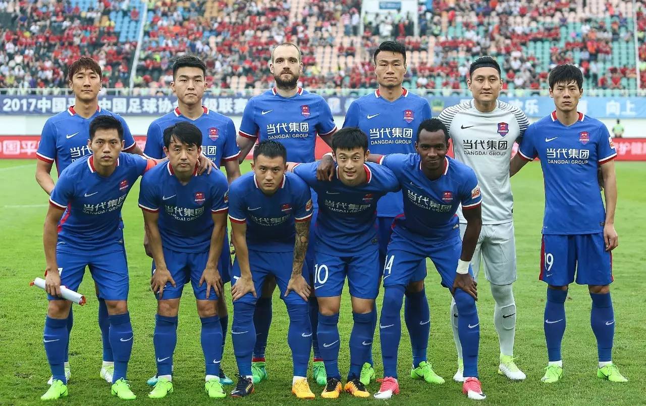 关于广州恒大客场力克重庆力帆，继续领跑积分榜的信息