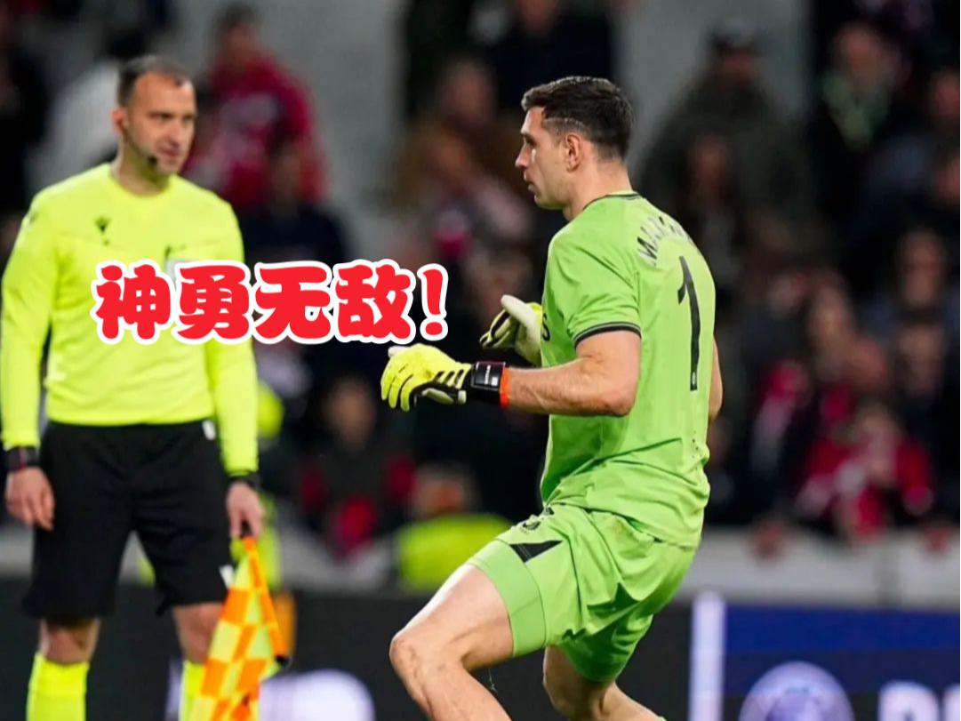 里尔队球员在比赛中表现神勇 里尔队球员在比赛中表现神勇