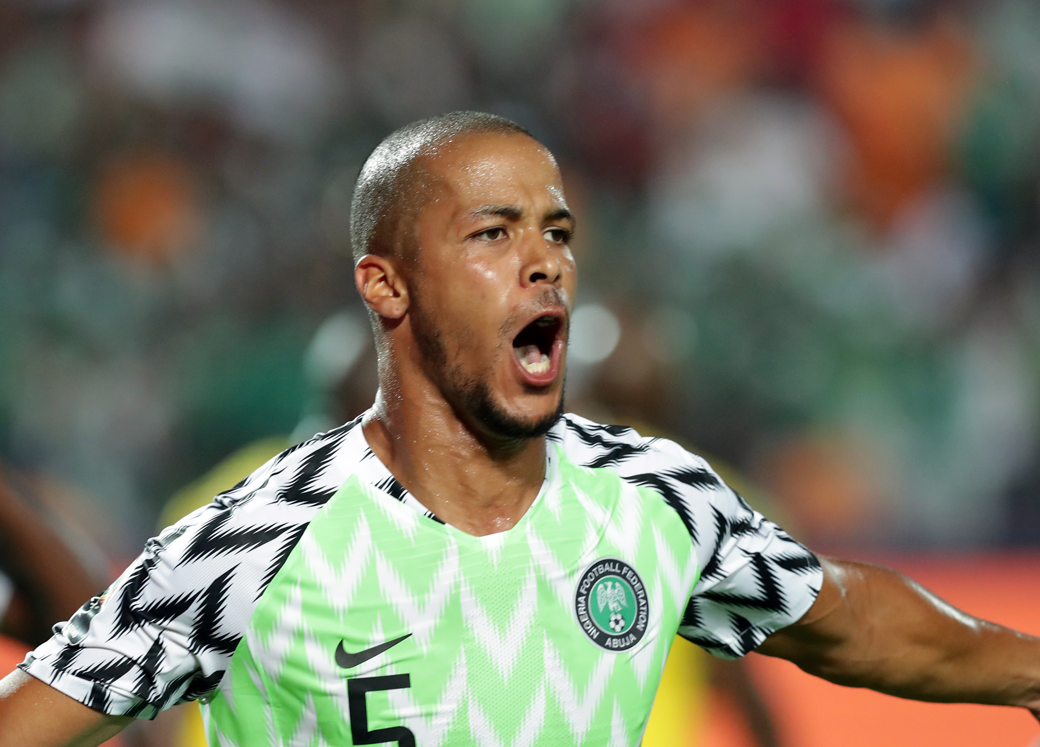 尼日利亚队喜获胜利,晋级国际足球赛四强 尼日利亚队喜获胜利,晋级国际足球赛四强