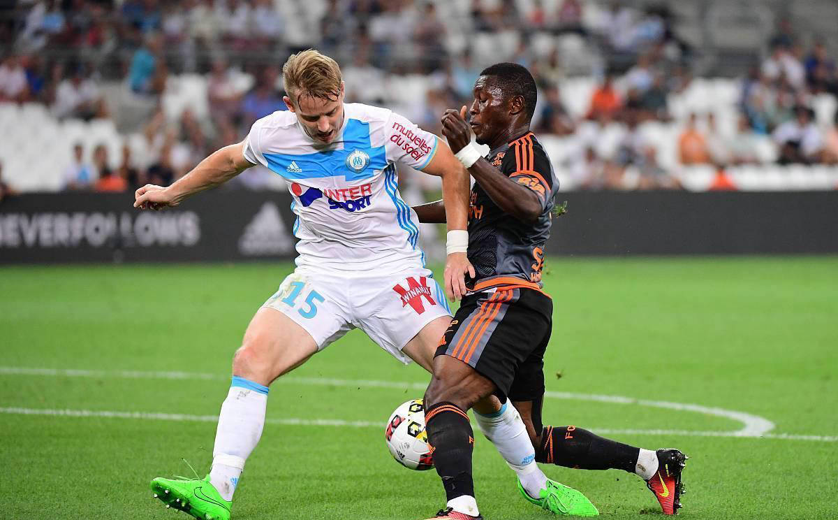 马赛客场胜利,击败强敌南特 马赛客场胜利,击败强敌南特