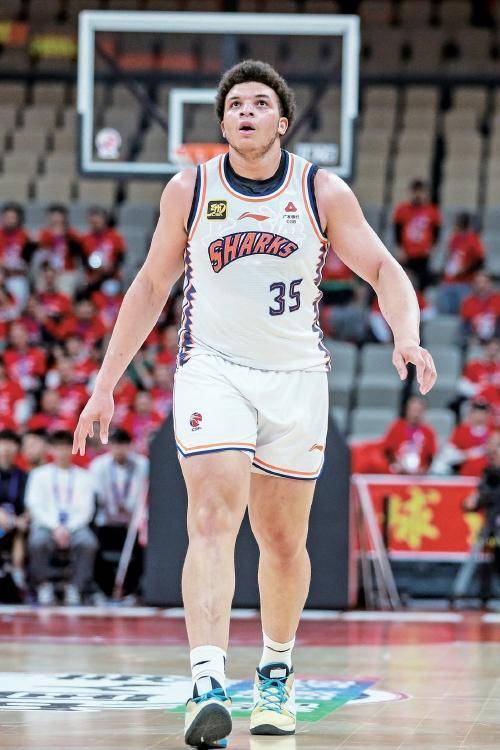 关于内蒙古男篮迎战史上大考,外援球员备受期待的信息 关于内蒙古男篮迎战史上大考,外援球员备受期待的信息