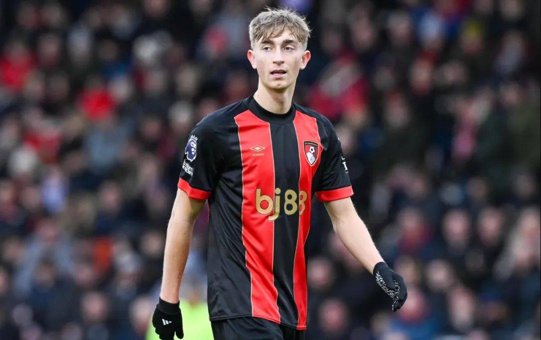 内马尔在利物浦比赛中爆冷,赛事规则更新引发热议!的简单介绍 内马尔在利物浦比赛中爆冷,赛事规则更新引发热议!的简单介绍